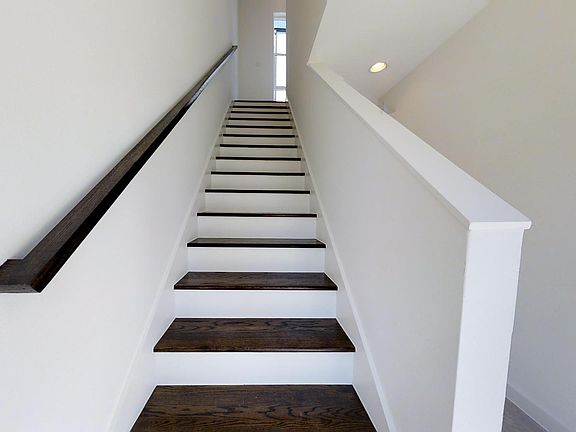 4th image of 4905 Live Oak St #C