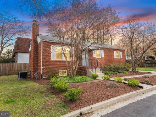 101 S Lexington St, Arlington, VA 22204