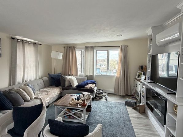26 Clay Ave #2