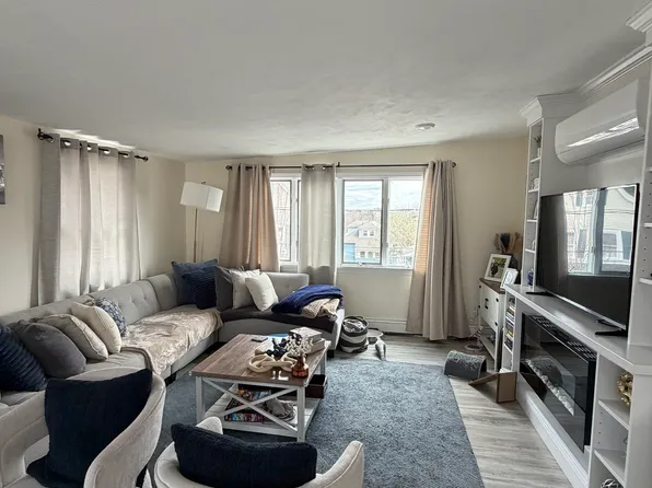 26 Clay Ave #2, Everett, MA 02149