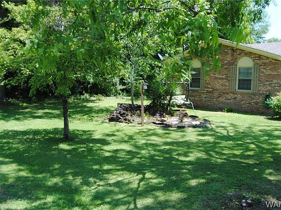 3rd image of 1914 Shannon Cir NW