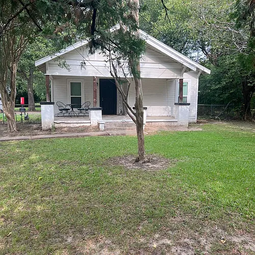 1005 Wolfe City Dr Photo 1