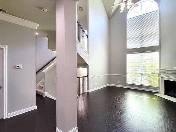 4th image of 5824 La Vista Dr