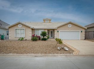125 Sea Breeze Dr, Aransas Pass, TX 78336