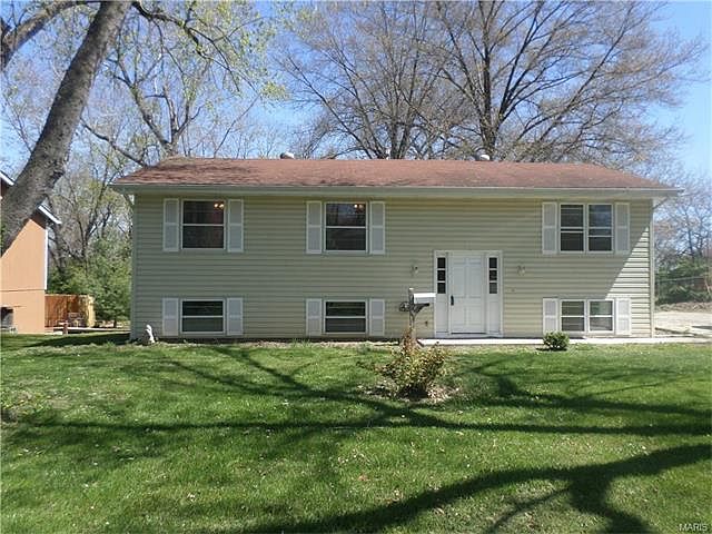 2nd image of 1060 Meadowbrook Dr