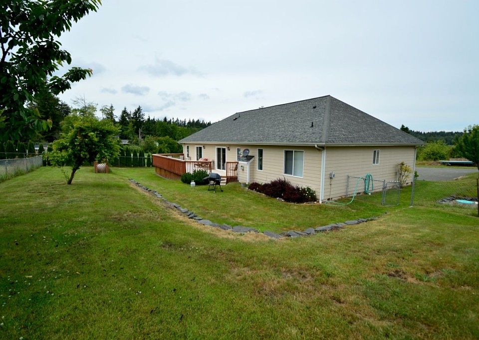 1st image of 3096 Harvey St SE