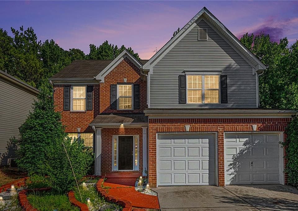 1st image of 375 Clairidge Ln
