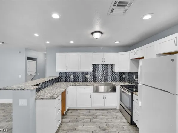 4300 N Lamont St APT 278, Las Vegas, NV 89115
