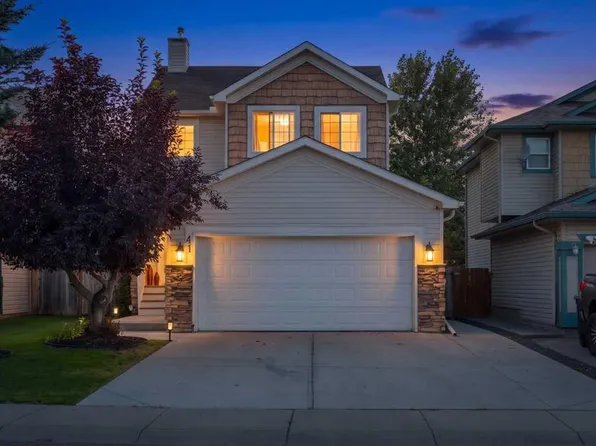 41 E Cimarron Meadows Close, Okotoks, AB T1S 1T5