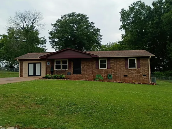 101 Lakeshore Dr, Gaffney, SC 29341