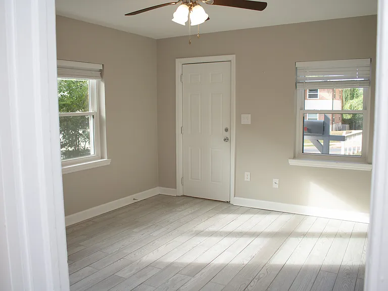629 E Park Ave #2 — Photo 5