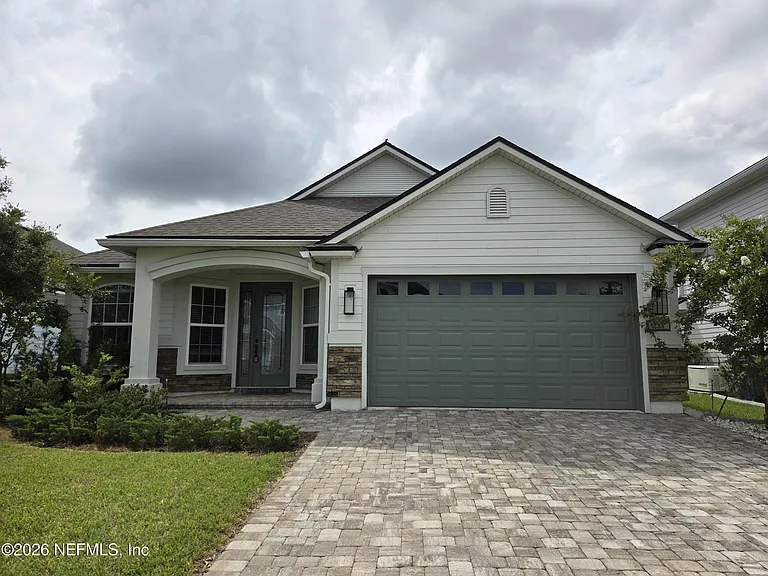 835 Silver Pine Dr — Photo 1