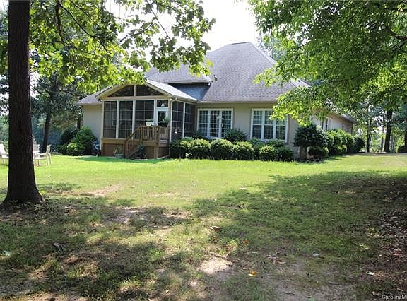 3rd image of 2569 Penngate Dr