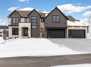 16504 47th Pl N, Plymouth, MN 55446