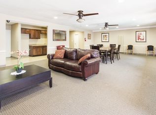6455 Reseda Blvd #4360850, Reseda, CA 91335