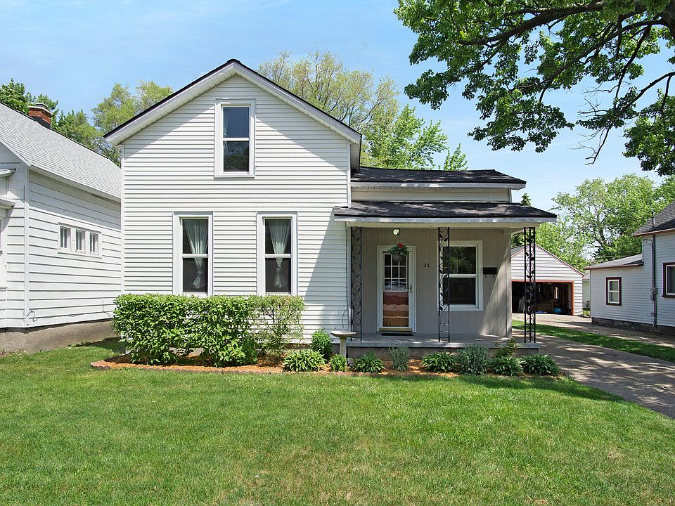 1st image of 23 E 19th St