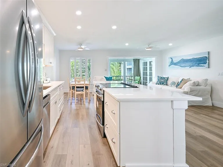 250 7th Ave S #202 — Photo 9