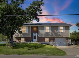 1105 Market St, Sainte Genevieve, MO 63670