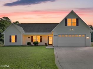 198 Windfield Lane, Holly Ridge, NC 28445