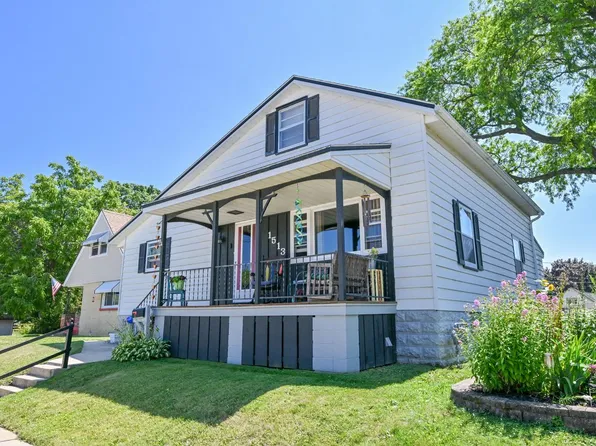 1513 Cherry STREET, South Milwaukee, WI 53172
