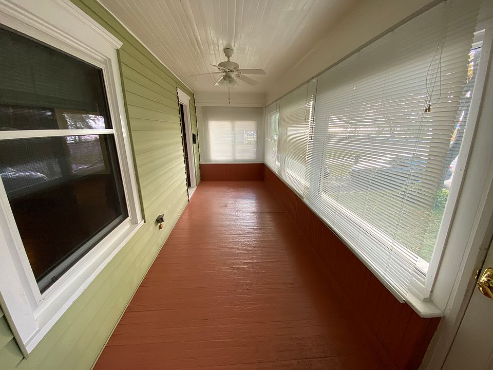 Enclosed front porch