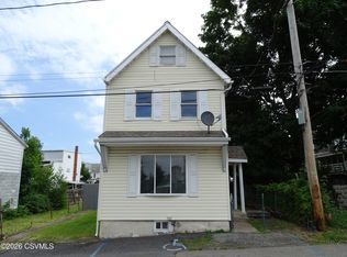 331 S Plum St, Mount Carmel, PA 17851