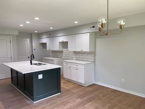 4th image of 5369 NW 57th Ave