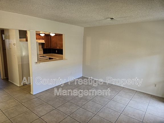3rd image of 1831 W Mulberry Dr Unit 113