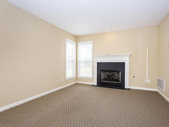 5th image of 466 Jurich Ct #466