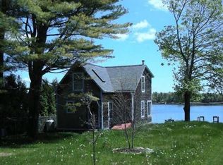 32 Island View Ln, Freeport, ME 04032