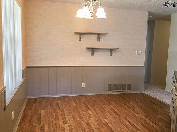 5th image of 1608 Bert Dr