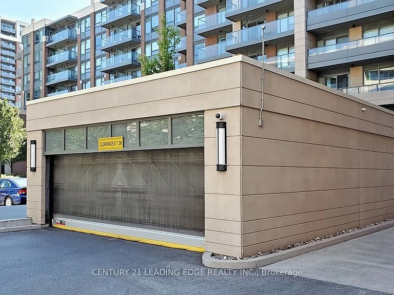 18 Uptown Dr #727 — Photo 33