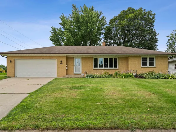 452 Carolina Ave, Waterloo, IA 50702