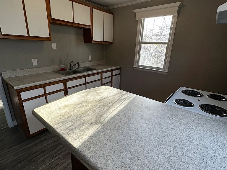 1628 1/2 Rivermont Hts #2 — Photo 10