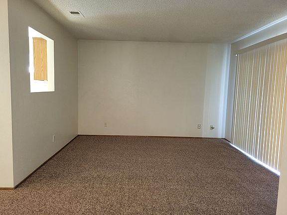 3rd image of 818 E Tabor Ave APT 12