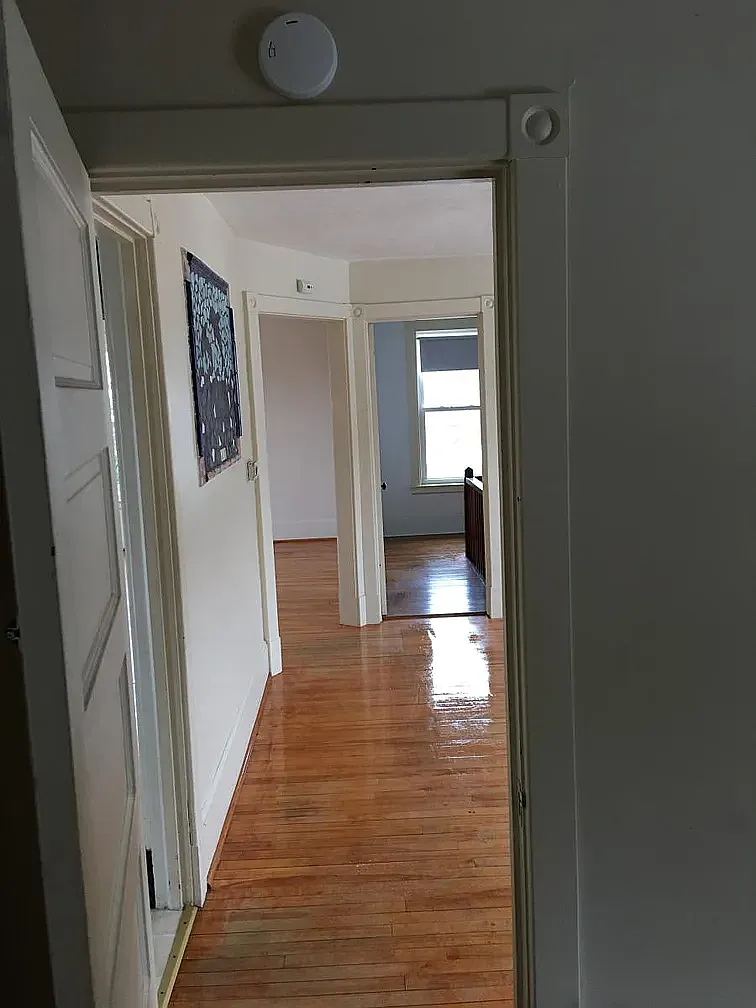 2 bed, 900 sqft, $2,250 — Photo 1