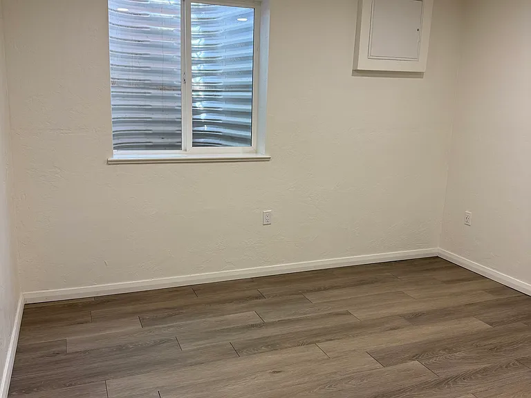 1228 N 1100 W #B — Photo 14