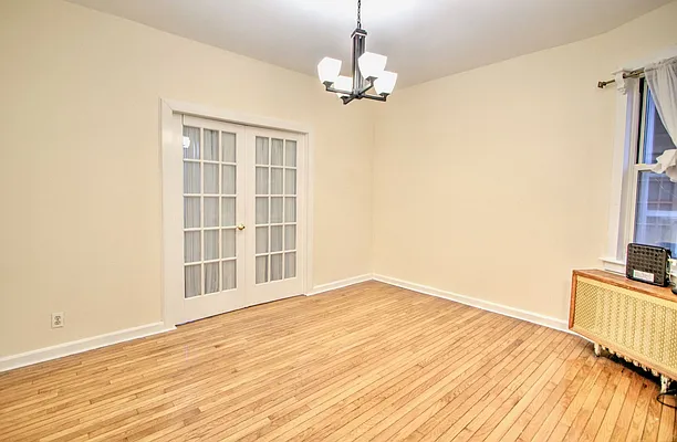 Rented by Mae Equities | media 13