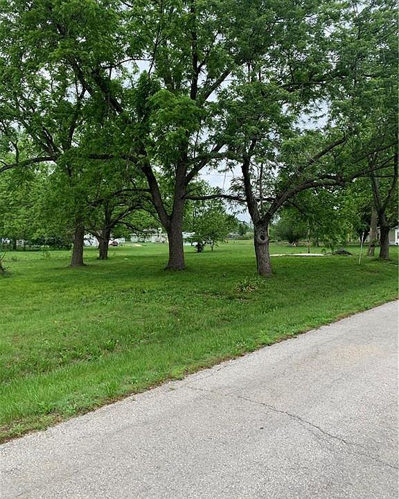 2nd image of Main St