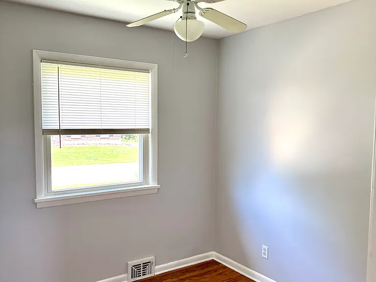 9416 Plumwood Rd — Photo 8