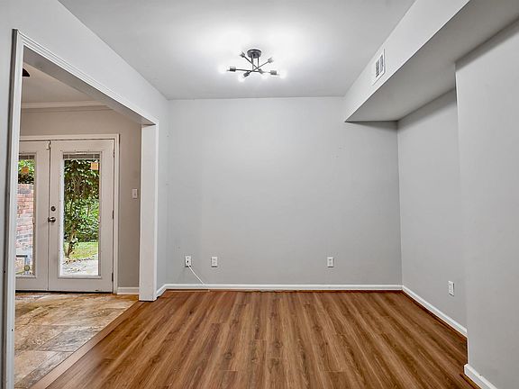 5th image of 1916 Shades Cliff Ter APT B