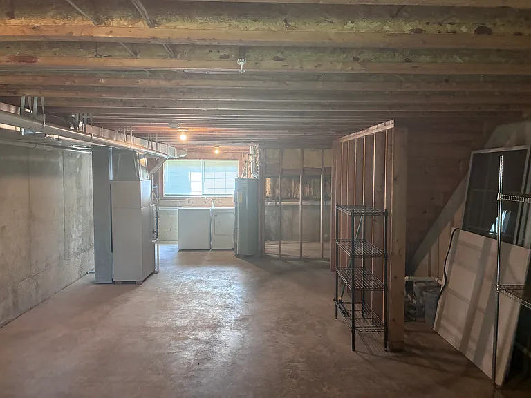 209 Mike Dr — Photo 17