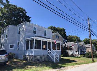 101 King Philip Ave, Bristol, RI 02809