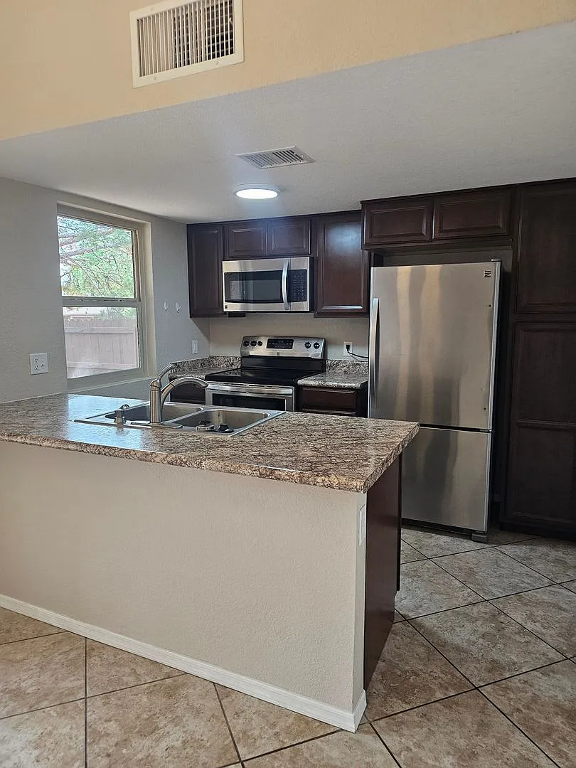 Corner Lot In Sierra Vista — Photo 3