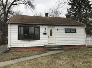 23 Royalton St, Chicopee, MA 01020