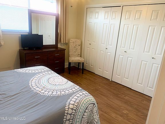 4th image of 1664 Beach Blvd #130