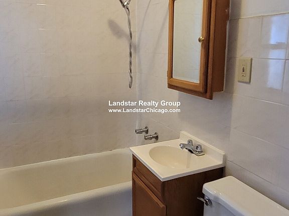 3rd image of 4645 N Elston Ave APT 3N