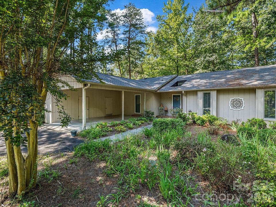 1st image of 55 Diamond Ridge Ln