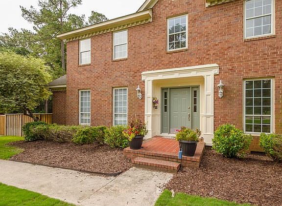 3rd image of 4220 Wood Creek Ct