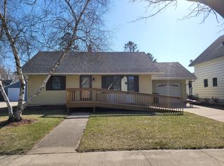 108 NW 5th St, Adams, MN 55909
